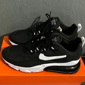 Nike Air Max 270 React